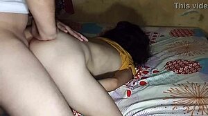 Madre latina follada por su amante sin cond�n es una bandida