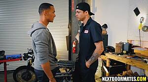 Hung repairman gives client special service with Jayden Marcos