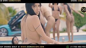 girl in horny roast chicken position with big ass 😜