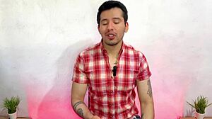 Straight guy lets his gay friend suck his 23cm monster cock