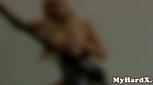 that babe's ass looks stuffed