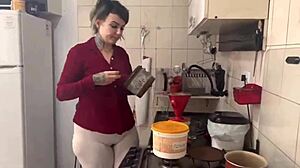 Preparando um cafezinho da manha daquele jeito que vcs gostam ☕😉