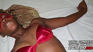 mulata gostosa natasha medeiros com dois machos faz anal e ganha gozada