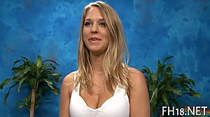 Sexy 18 Year Old Girl Poses In Stunning Photos