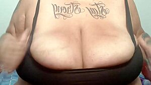 mary jhuana bbw milf plays with big tits and cums hard