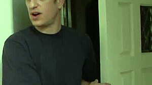 Deepthroating Milf Getting Pounded in Raw Realsex Action?