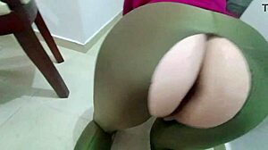 My neighbor has a huge pussy, I love fucking her without condom