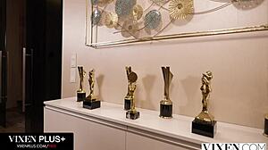 VIXEN CON ARTIST EVE SWEET USES HER FEMME FATALE CHARMS TO PLAN HEIST