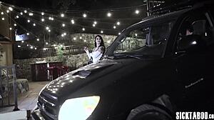 Slutty latina offers body