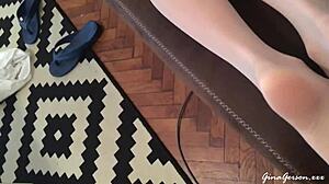 my beautiful legs are so cute and young 😍