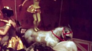 Vintage erotične ilustracije v retro anime hentai stilu.