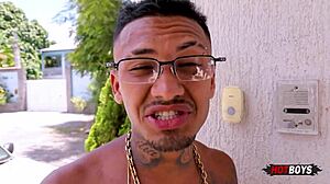 tattooed guy with huge cock fucks big ass in casual scene