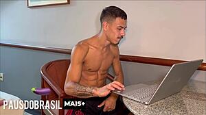 Tecnico's casual interracial encounter