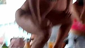 Era pra ser s� um churrasco mas a safada deu pra 2 no pelo e tomou muita porra e deu o cuzinho