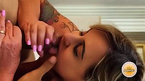 Aqueles momentos que me deixam louco com bloquete anal e cavalgada