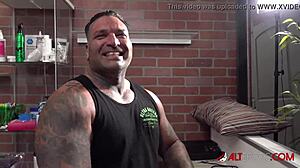 Australian Beauty Amber Luke Gets New Nose Tattoo With Pierced Nipples