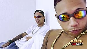 dei o rabo pro parceiro na mansão e acabei caindo na rola 😏