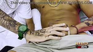 dei o rabo pro parceiro na mansão e acabei caindo na rola 😏