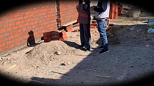 c�mara catches ingeniera nataly bent over