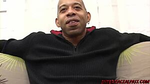 Horny Milf Jennifer Dark Is All Bite And No Bark