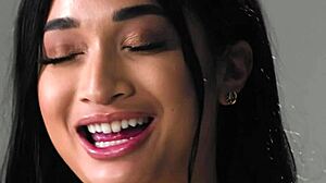 i'm an asian milf with perfect body, avery black, and i pleased myslef and masturbated