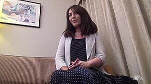 Hey wife, let me buy your current underwear! The pink one wrapping your hanging big tits 😍 yukina sonoda