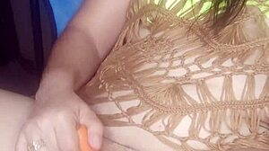 Delicious pleasure with my carrot dildo 😋