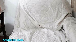 Vivi Guedez Oficial Chama O Entregador De Ração Para Fazer A Entrega Da Ração Veja Filme Completo X Video Red