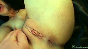 flexible chick spreads ass wide