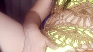 Delicious pleasure with my carrot dildo 😋