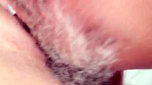 ruiva gordinha goza esguichando de tanto tesão no pau do marido 😍💦