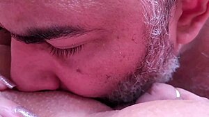 ruiva gordinha goza esguichando de tanto tesão no pau do marido 😍💦