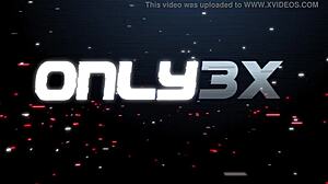 Cindy Behr fingers pussy with toys in threesome.