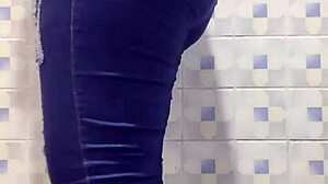 I worship her big ass in the bathroom with fishnets