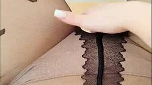 Depravedminx Achieves Orgasm Through Pantyhose