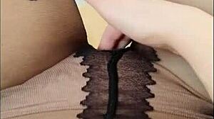 Depravedminx Achieves Orgasm Through Pantyhose