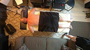 Gigi Breeze gives top fetish massage