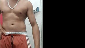 Sexo virtual com minha namorada paty bumbum devido ao covid19