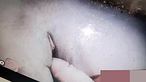 Me Quedo Sola En Casa Y Aproveché Para Ver Porno Y Me Comienzo A Tocar