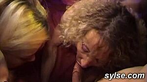 Wow! Hot Amateur Teen 18+ Dares Public Club Bang!