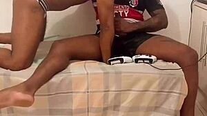 Vítor Guedes fucks big ass in video game!