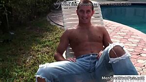 Horny gay threesome with sucking and anal