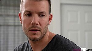 Leana Lovings Works Hard in Family Pies S31-E1