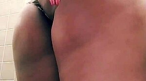 Fat Thick Ass Twerking To Hood Hop By Beast Mode, Is It Turning You On?