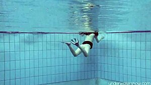 Roxalana Cheh Naked Underwater 😍