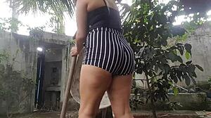 quem gosta de mulher macho sim senhor.