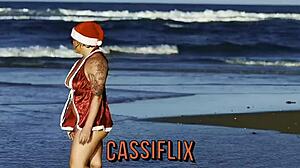 Mamãe Noel Estava Passeando Na Praia E Recebeu De Presente Leitinho No Rosto Assista Completo No Cassiflix