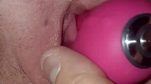 妻の激潮吹き濡れまくりアクション今まさに！