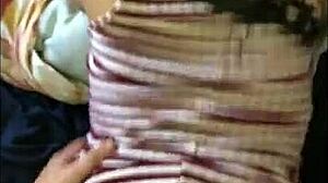 Amateur Young Big-Ass Girl Bends Over for Anal