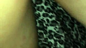 Girlfriend Enjoys Double Penetration in Pussy